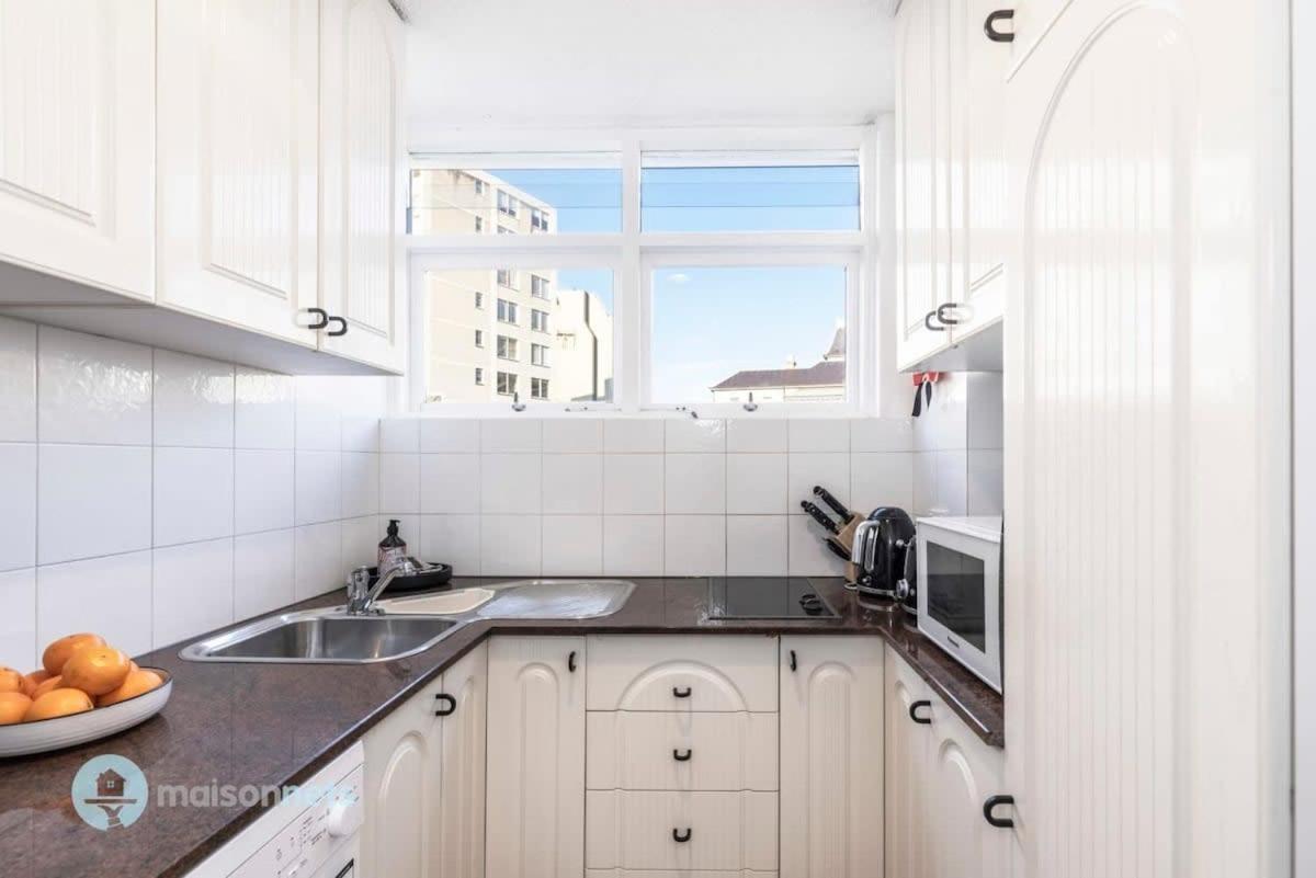 Studio Apt With Parking Balcony & Water Views Sydney Zewnętrze zdjęcie